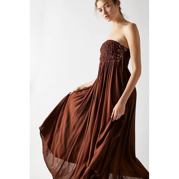 FREE PEOPLE ENDLESS SUMMER Small S lace up TURNING UP THE TEMPERATURE MAXI DRESS - Picture 2 of 3